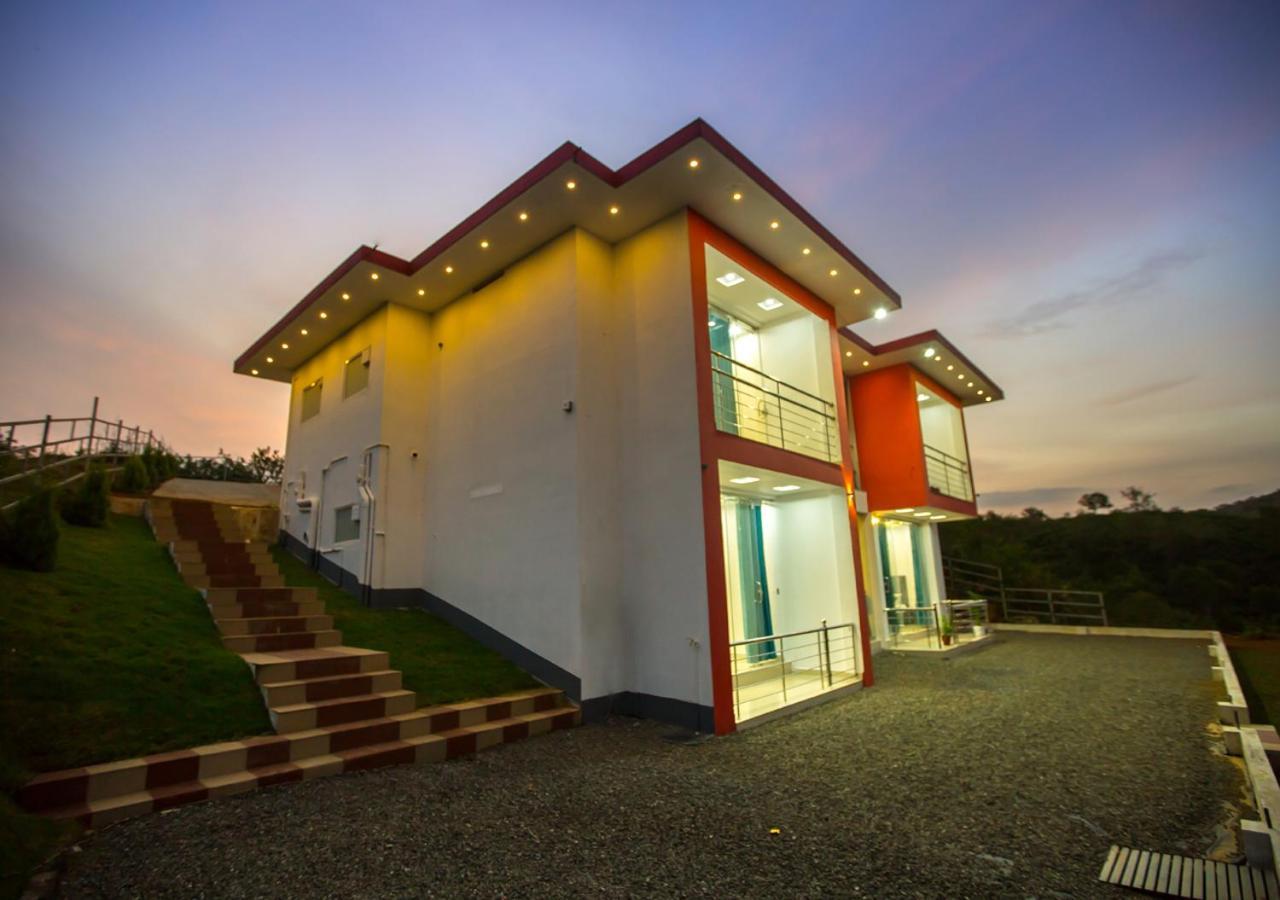 Hidden Valley Hill View Cottage Vagamon By Voye Homes Экстерьер фото