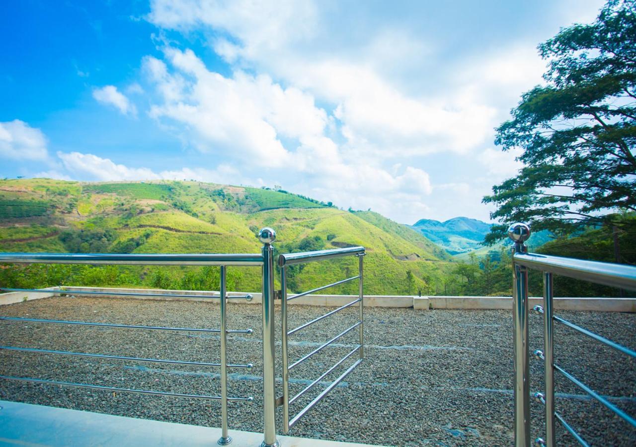 Hidden Valley Hill View Cottage Vagamon By Voye Homes Экстерьер фото